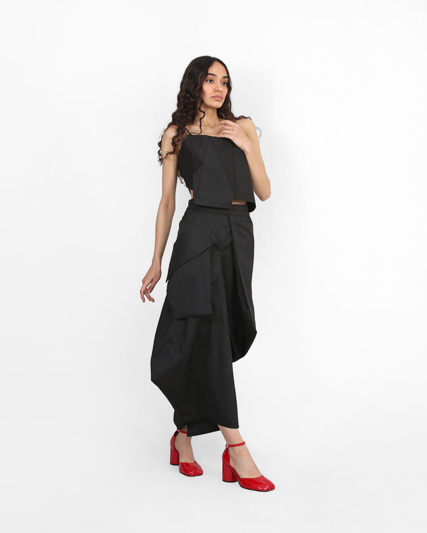 The Edge Crop Top