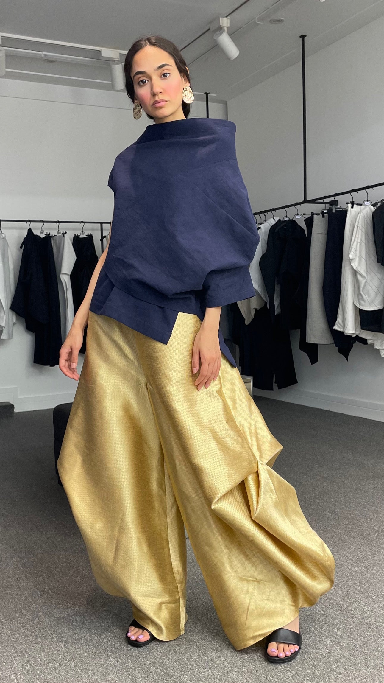 The Asymmetric Sculpted Top